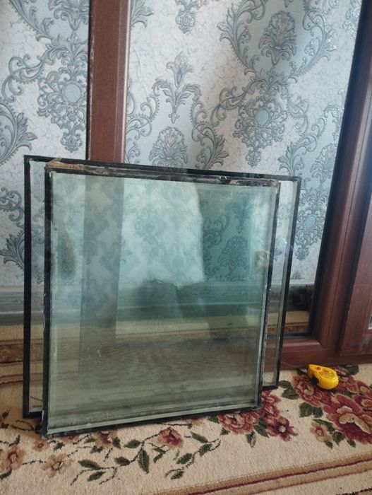 Oyna akfa engelberg oynasi 2.3smlik Holati yaxshi Tel.qilila kelishamz