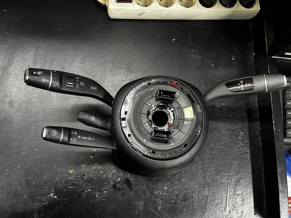 АМГ волан mercedes е,ц,цлс,гле и др. Конзола с лосчета лентов кабел