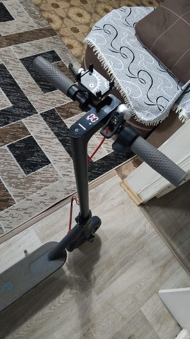 Продам электросамокат