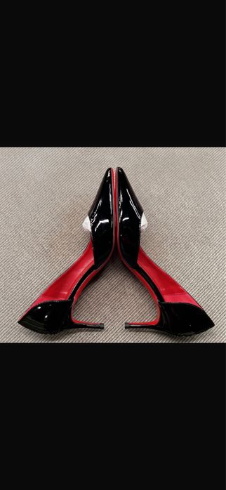 Pantofi Christian Louboutin Iriza