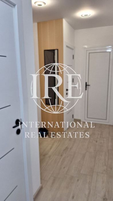 Продава се Тристаен апартамент в Варна, Гранд Мол Варна - 84 кв.м за 1749 €/кв.м - Снимка #2