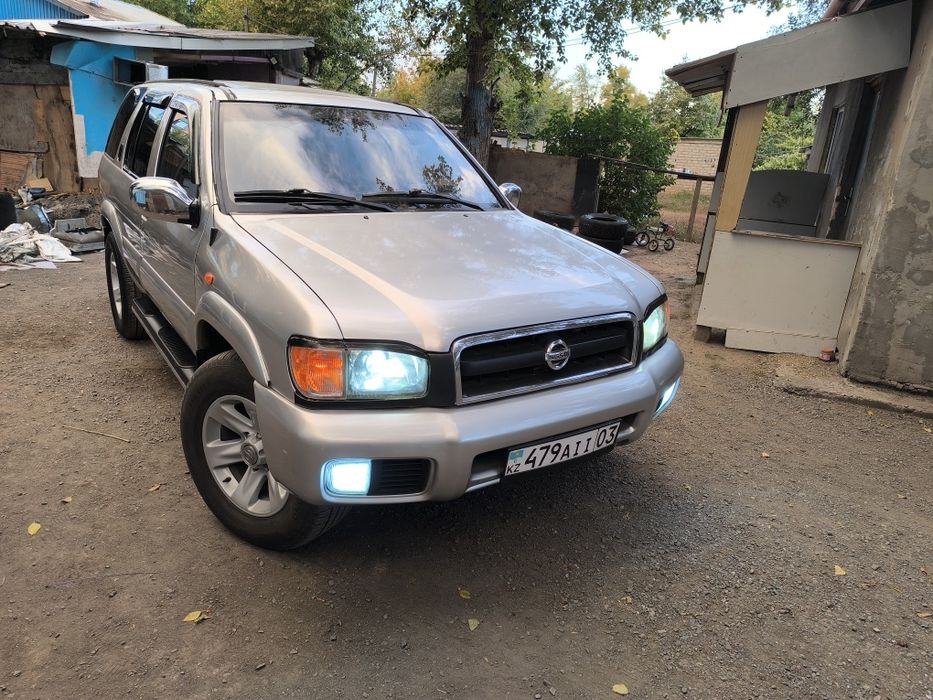 Продам джип Nissan Pathfinder