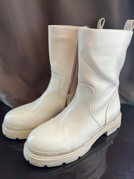 Дамски зимни боти