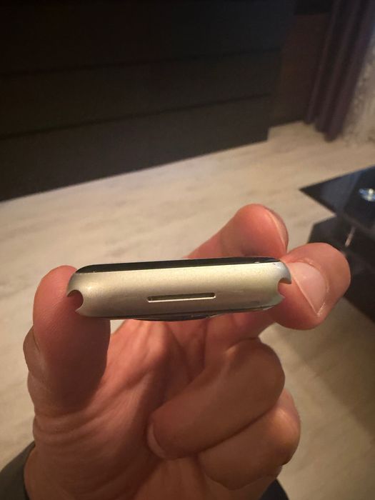 Apple Watch Series 8 45mm GPS – за ремонт / части