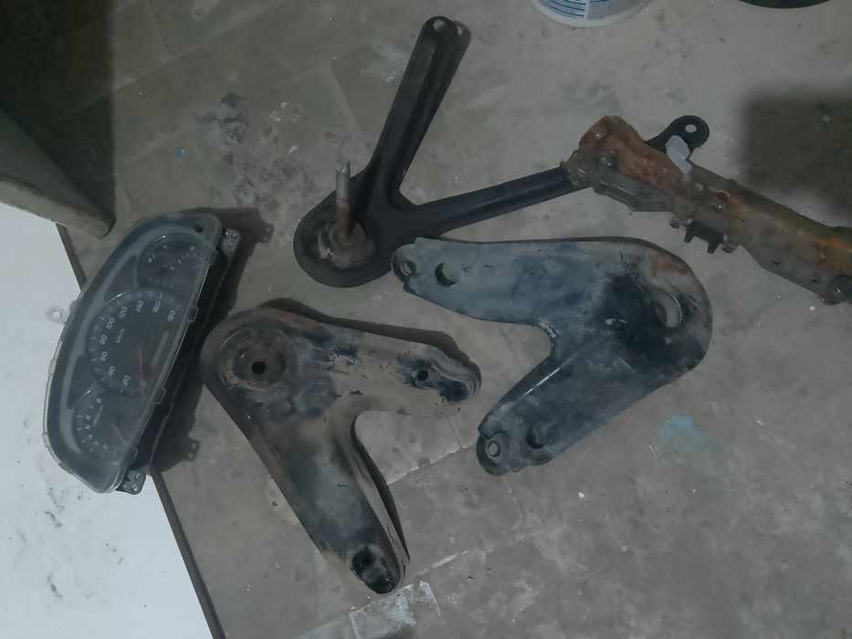 Продам капот на альфард