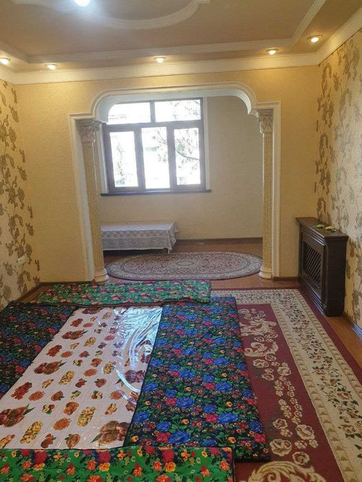 Сдаётся квартира рисвий базар