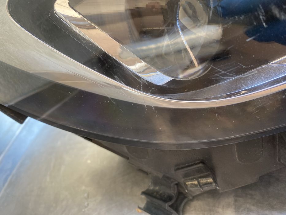 Far dreapta full led Mercedes Benz GLA W156 cu defect