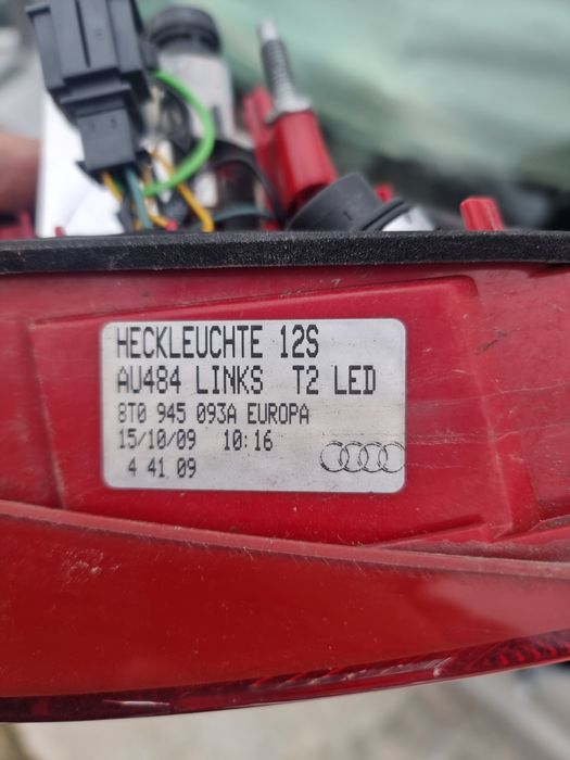 Tripla stop led stanga aripa stanga haion audi a5