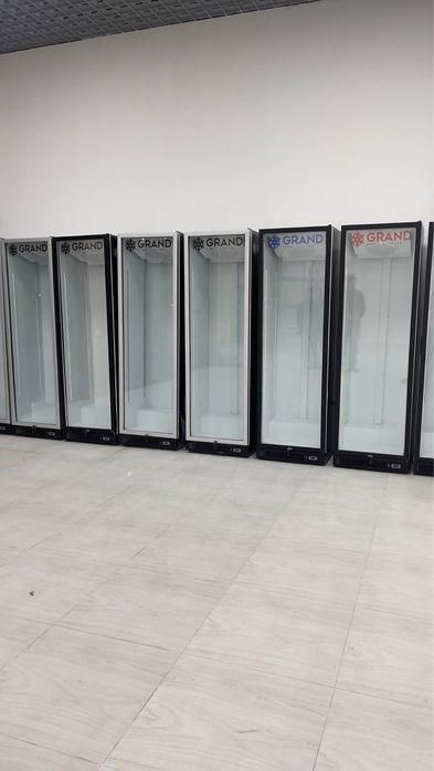 йанги витрина холодилниклар