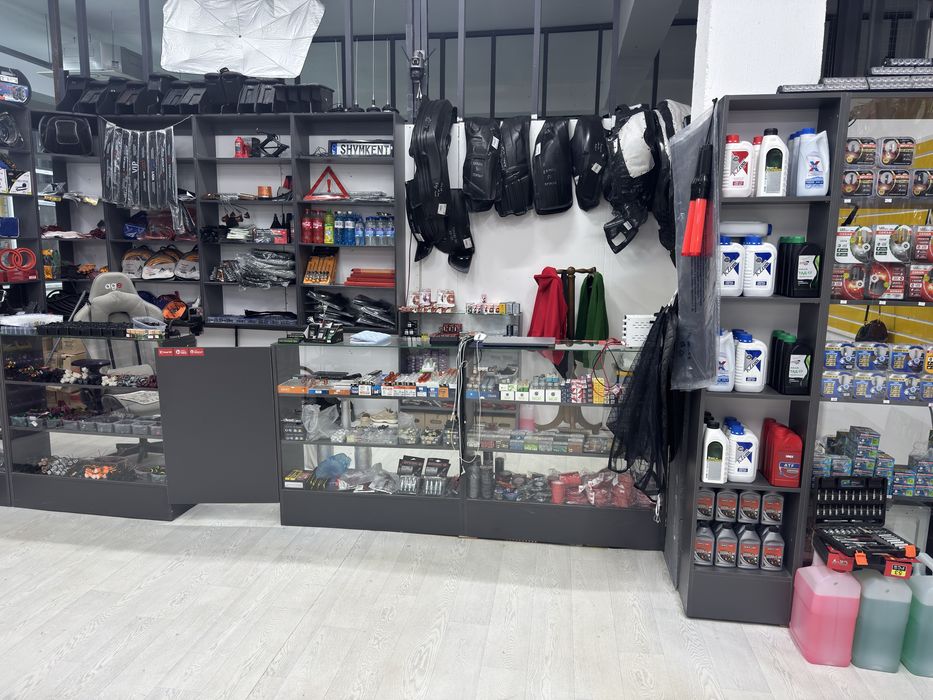 Автоаксессуар бутик сатылады