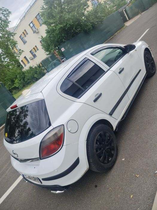 Vând opal astra H 1.3 motorina 2007