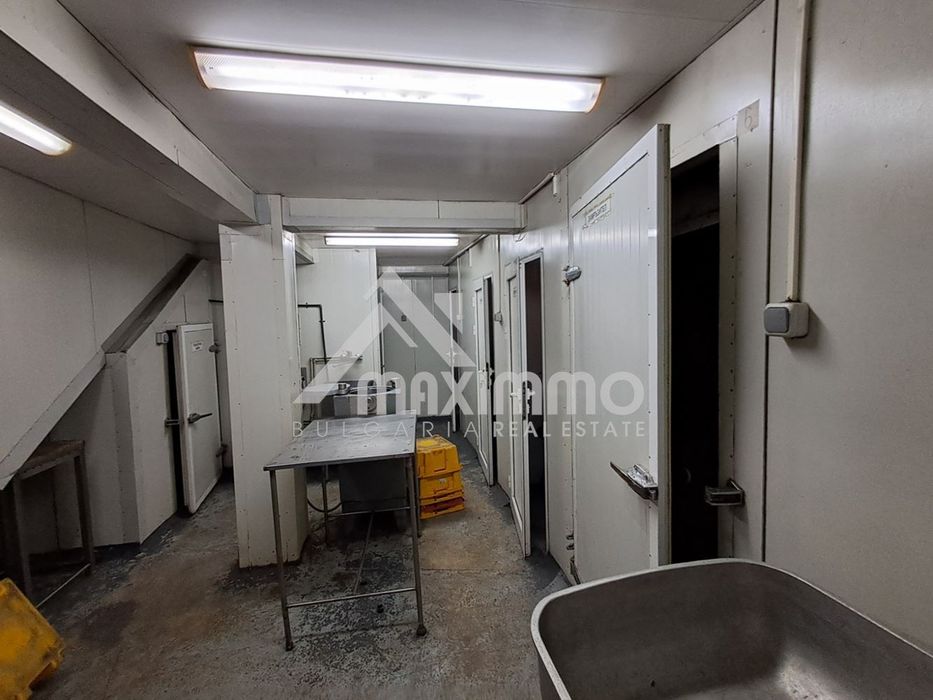 Продава се Магазин в Варна, Левски - 140 кв.м за 1622 €/кв.м - Снимка #10