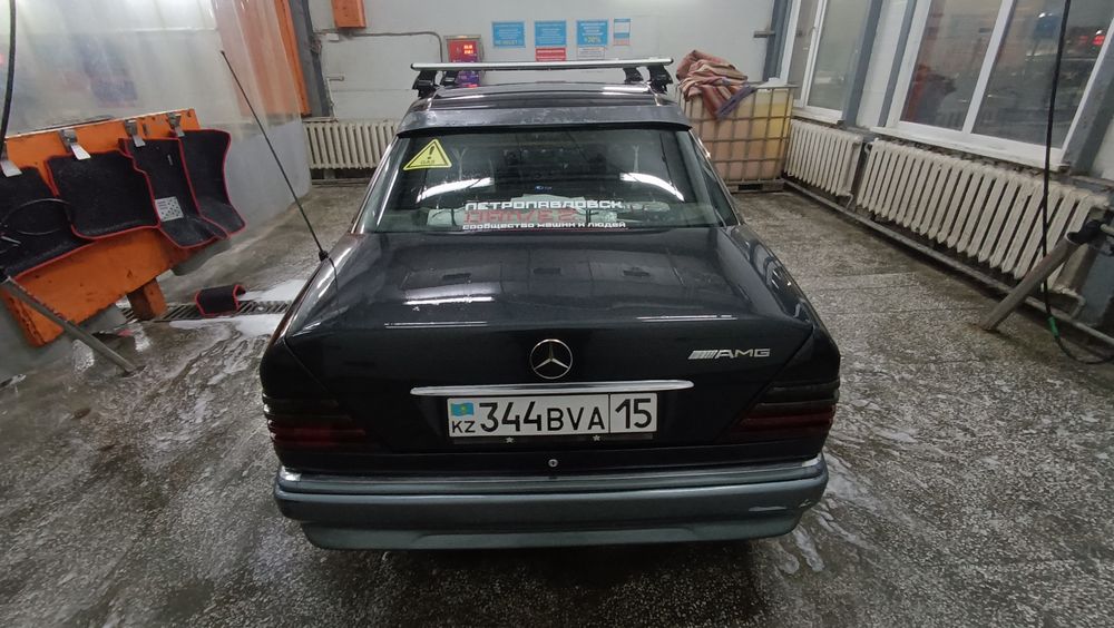 Мерседес 124 Е230