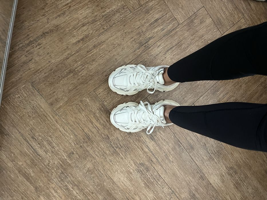Маратонки Nike и Fila