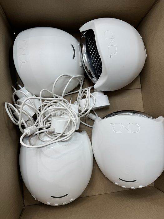 LED печки за маникюр CND