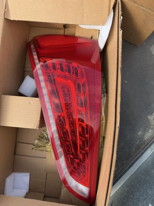 Stopuri Led Stop Stanga // Stop Dreapta Audi Q5 8R