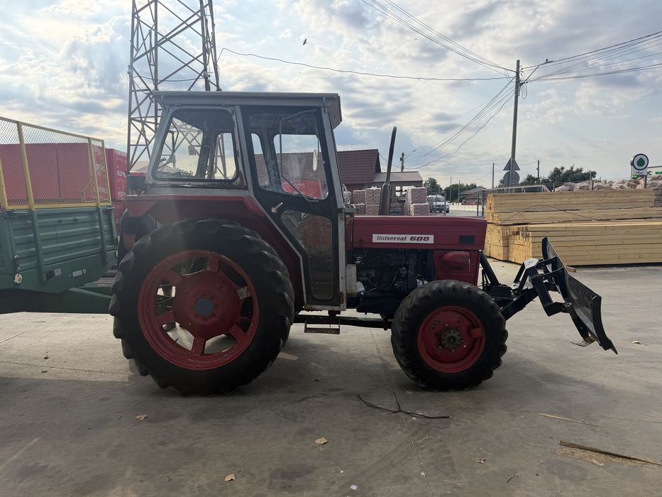 Tractor universal 600 DT motor 4 pistoane 60 cp