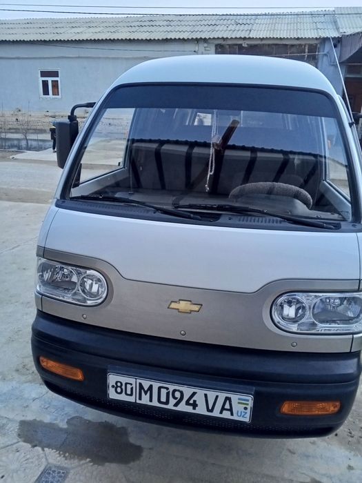 Дамас подится 2.