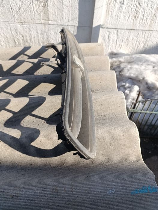 стопаки Субару дверные карты решетка радиатора В4