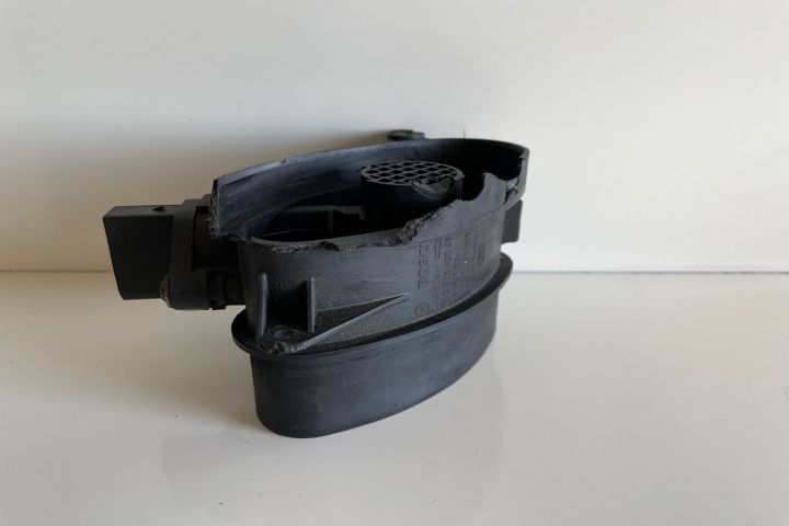 Debitmetru aer   Bosch 0928400468 BMW Seria 3 E46