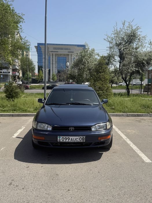 Toyota  Camry 10