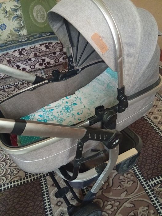 Продается коляска