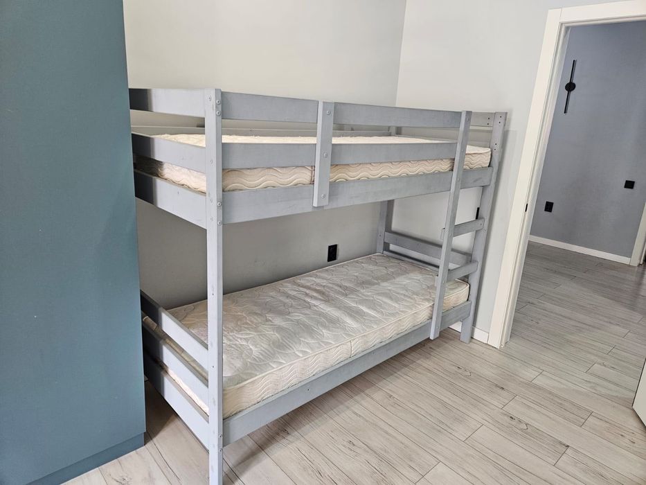 Продам детскую 2х ярусную кровать