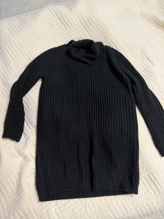 Продам платья черные