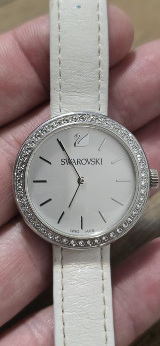 Ceas Swarovski  si CK pentru dama.