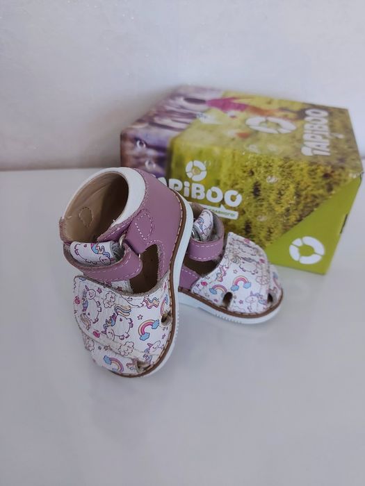 Продам кожаные сандалии Tapiboo. Размер 18.
