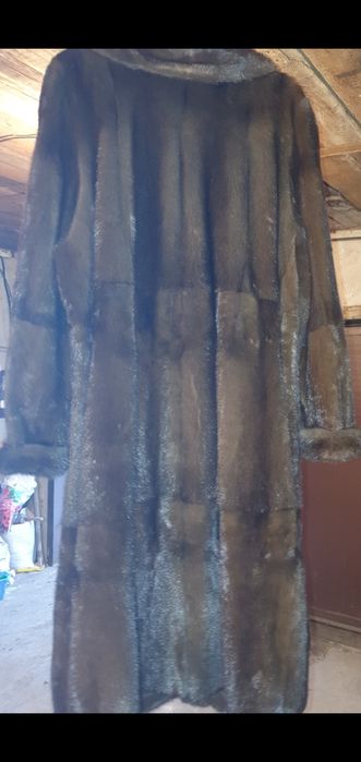 Продам шубу норковую