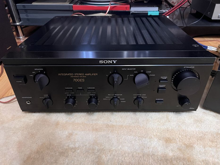 Amplificator Sony TA-F 700 ES stare foarte buna 10/10