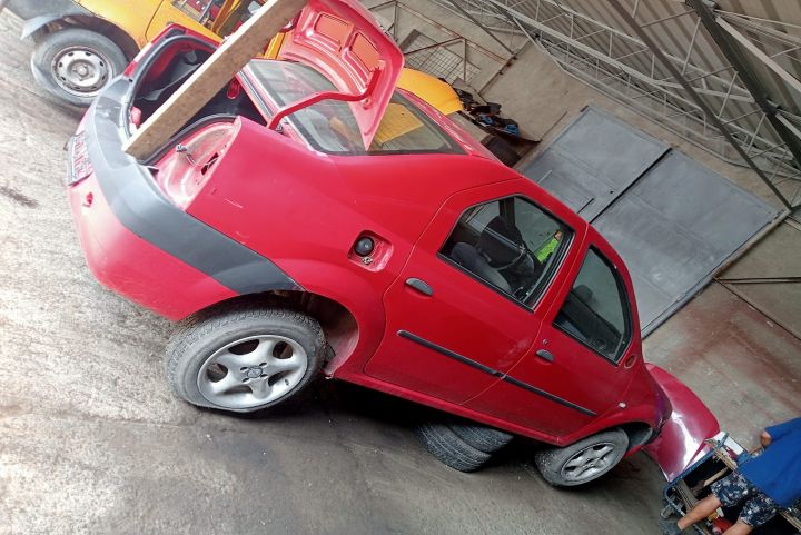 Ceasuri bord Dacia Logan prima generatie