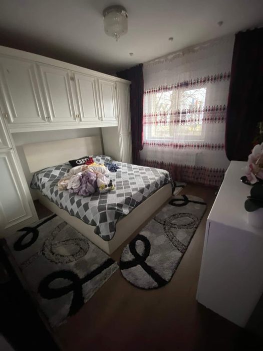 Apartament de inchiriat