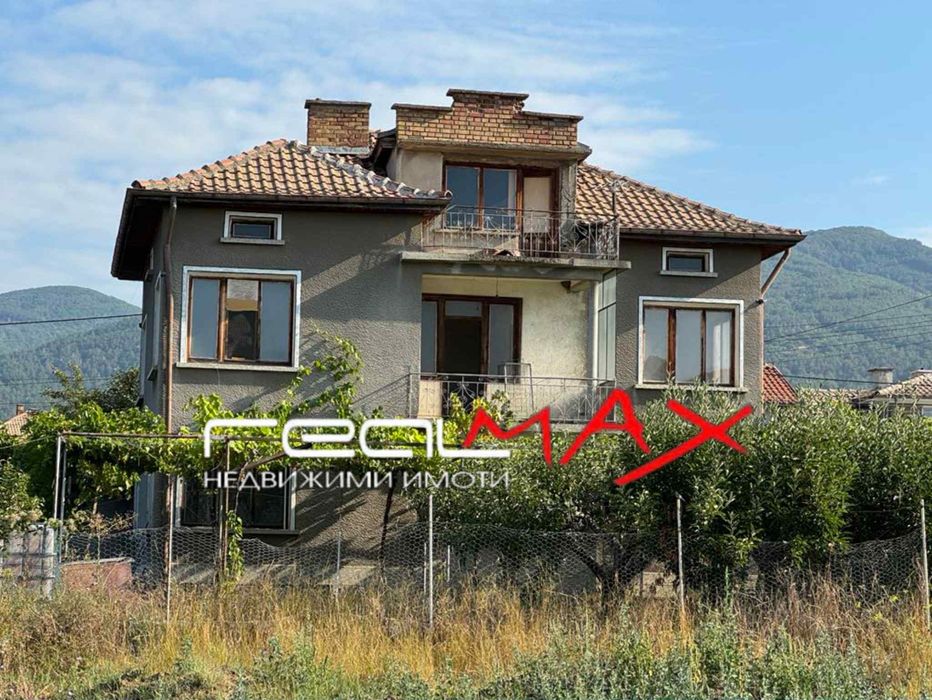 Продава се Къща в Крън - 180 кв.м за 621 €/кв.м - Снимка #1