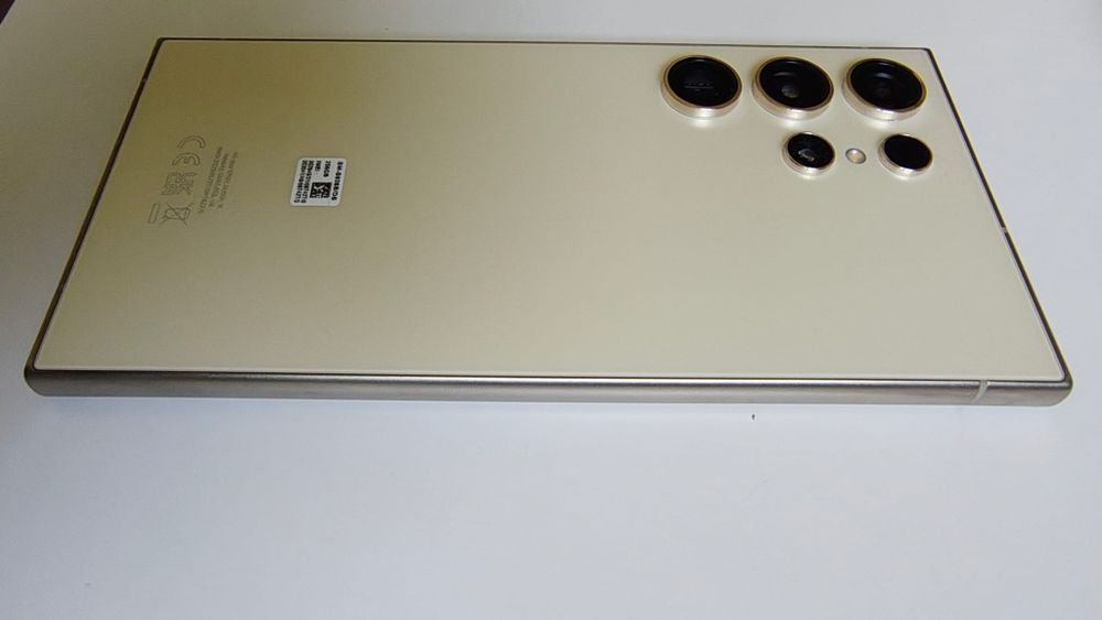 Samsung s24 Ultra, Titanium Yellow