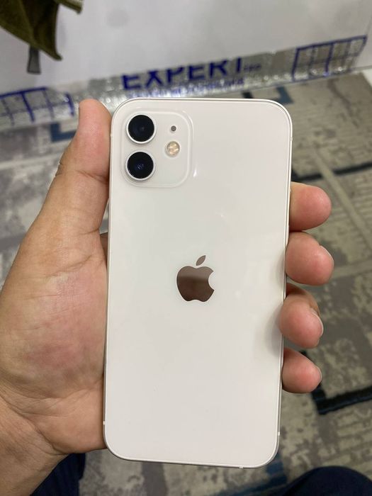 IPhone 12 64Gb battery 83%