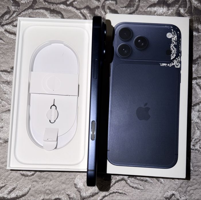 Iphone 17 Pro max 2TB