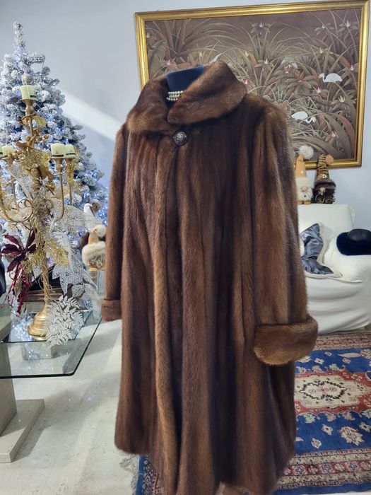 Haina blana de vizon naturala