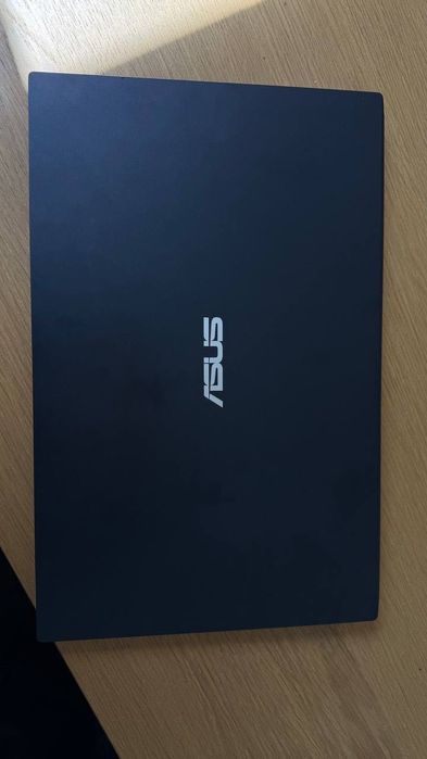 ASUS ExpertBook B1502CVA
