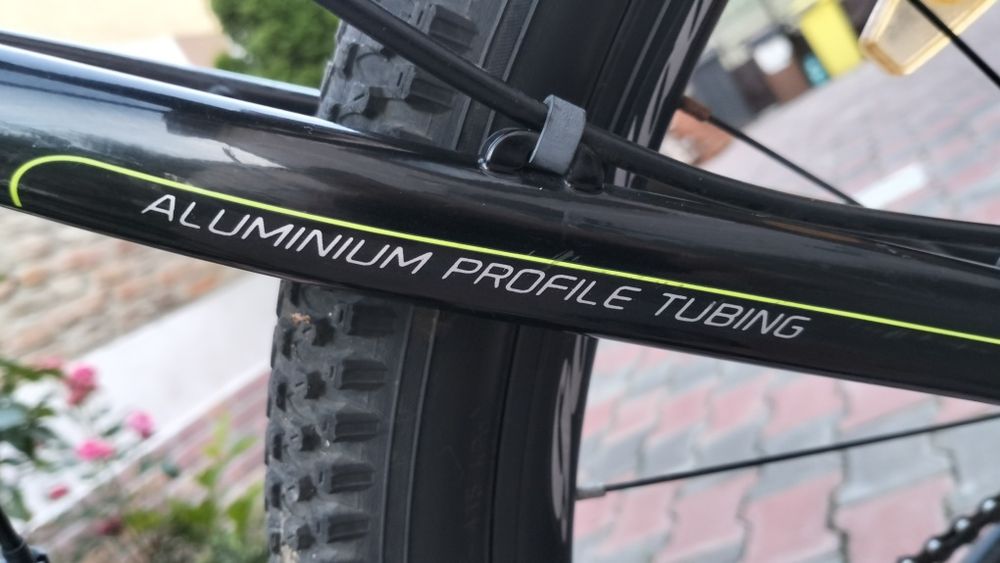 Bicicleta Galana, cadru aluminiu 29