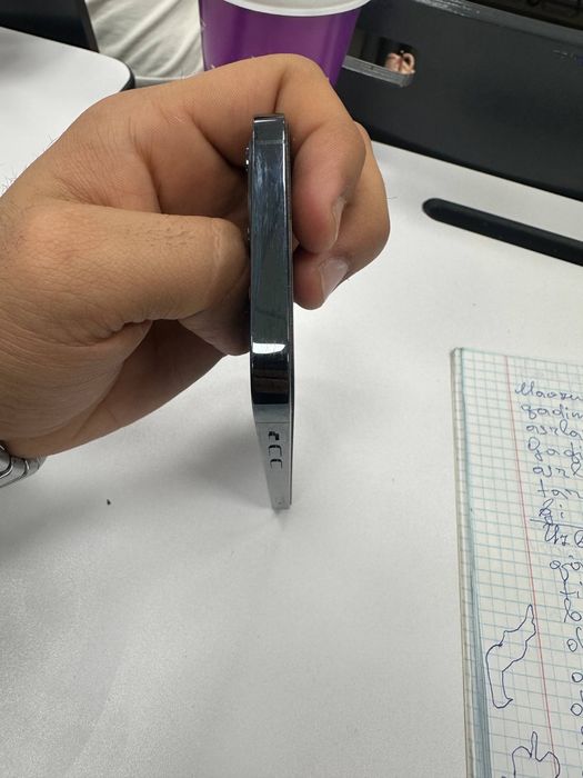 Iphone 12pro sotiladi