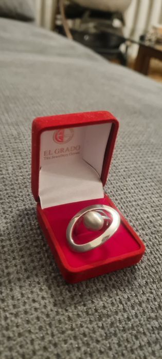 Сребърен пръстен с регулируем размер