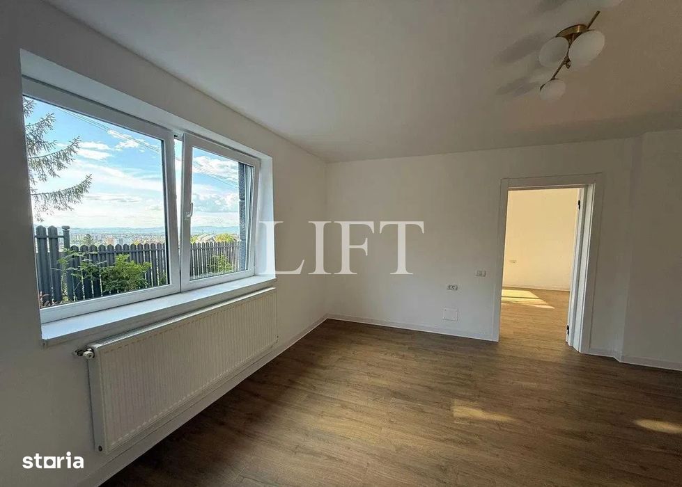 Apartament de 2 camere | Curte | Garaj | zona Centrul Istoric