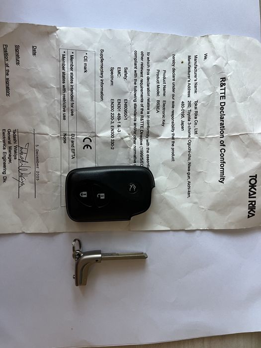 Продавам нов оригинален ключ за Lexus LS 600 h