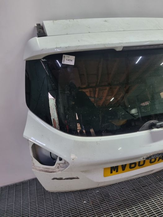 Haion Cu Luneta Ford Kuga - SUV 4 Usi WHITE (1454)