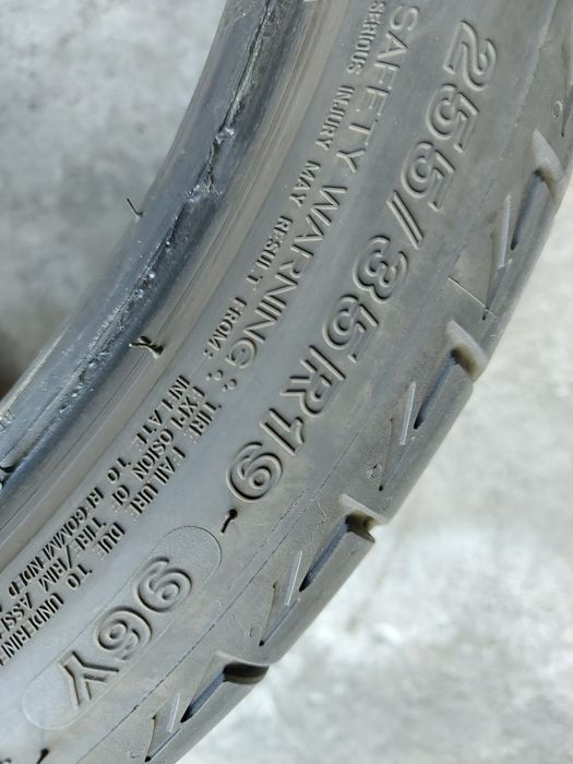 Anvelope 255 35 19 Bridgestone Turanza • RunFlat• 3 bucati