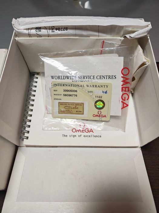 Часовник Omega Speedmaster X33