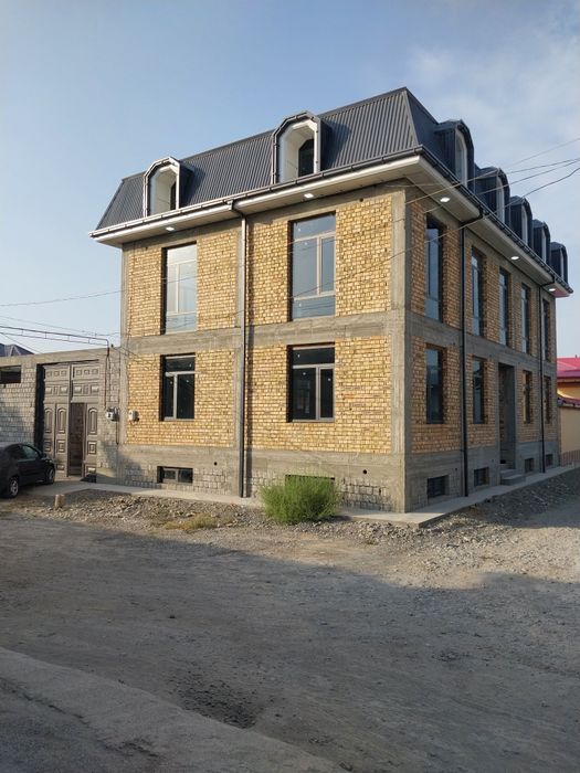 Срочно ховли сотилади