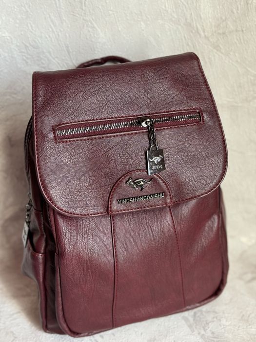 Рюкзак женский  .